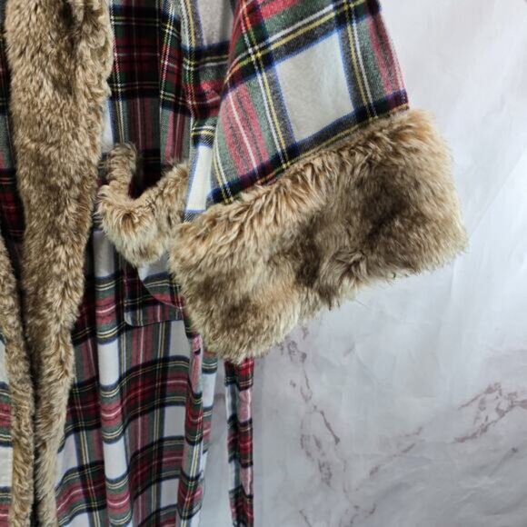 Pottery Barn Robe Women Plaid Faux Fur Hooded Flannel Holiday Christmas Stewart - Picture 5 of 14